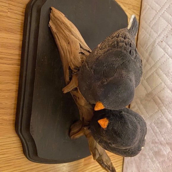 Hand made - Bird carving - dark eyed junkos - handcrafted - Picture 8 of 13